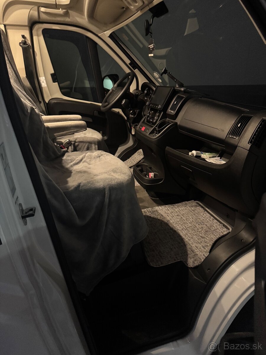 autokaravan citroen LMC 2.2 d - 13