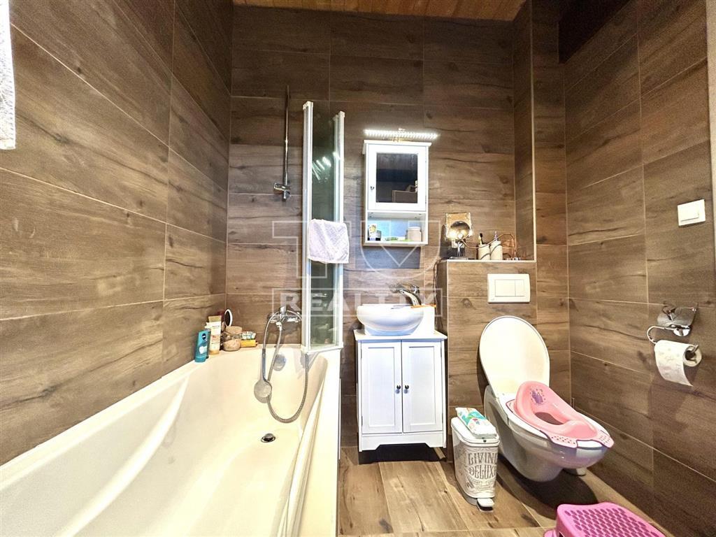 NOVOSTAVBA 4i rodinného domu len pár kilometrov od... - 13