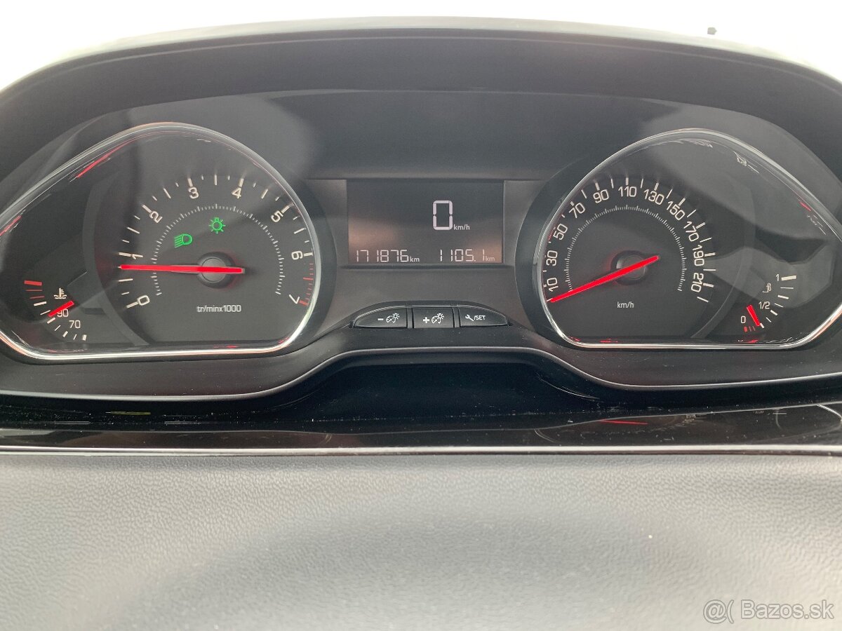 Peugeot 208 1.2 puretech - 13