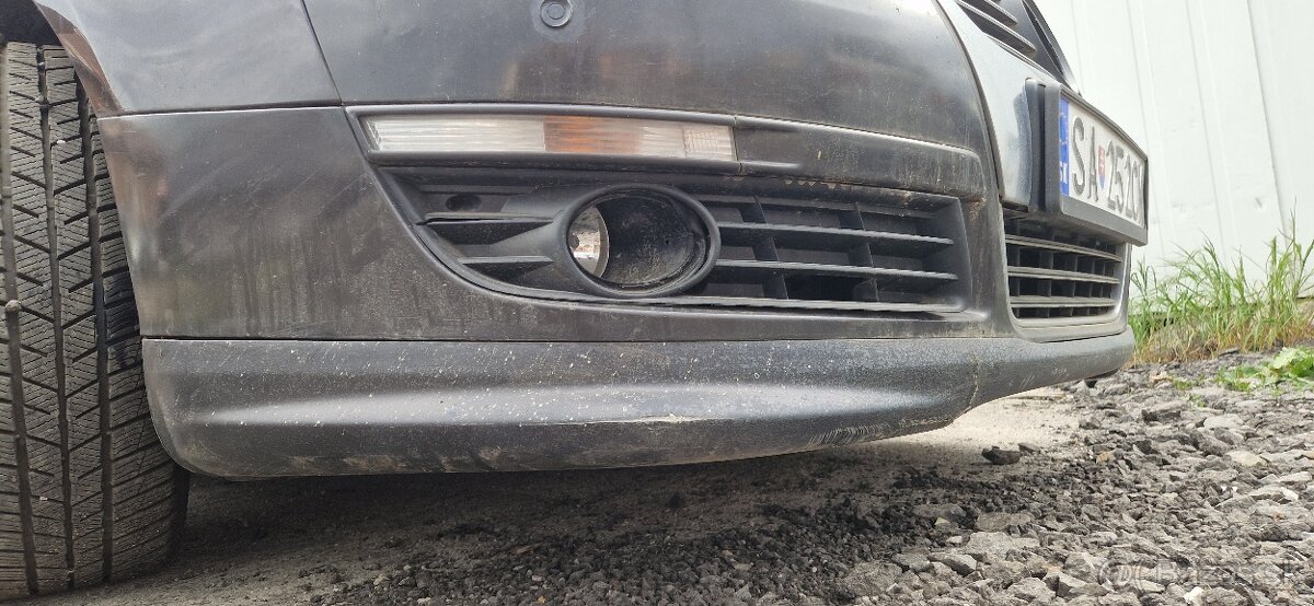 R-Line podbehy a lišty Passat B6 - 13