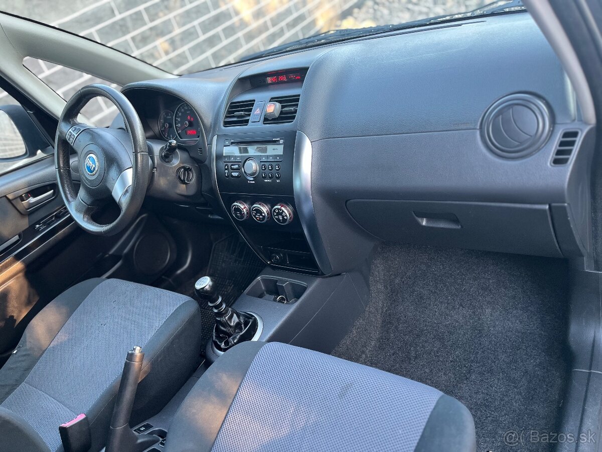 Fiat Sedici 1.9 multiJet 88kw 4x4 - 13