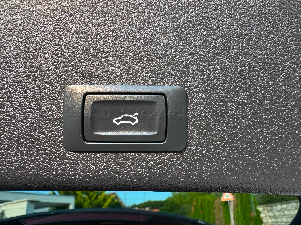 Audi e-tron 50 quattro Advanced model 2021 - 13