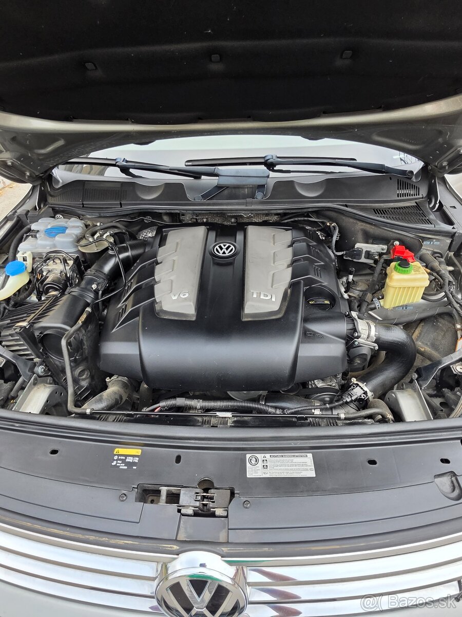 VW Touareg 3,0Tdi - 13