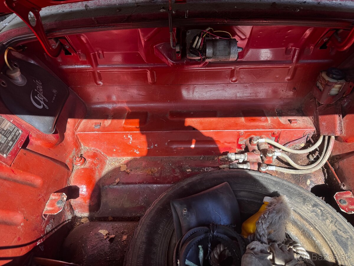 Škoda 100l rok vyroby 1975 s tp a spz - 13