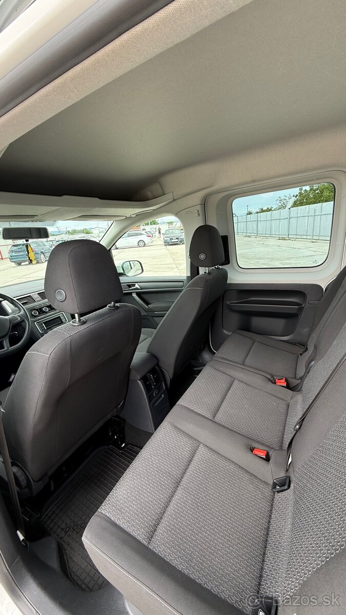 Volkswagen Caddy - 13