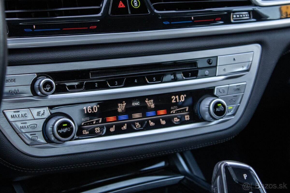 BMW Rad 7 740d xDrive / 235kW / A8 / 2018 - 13