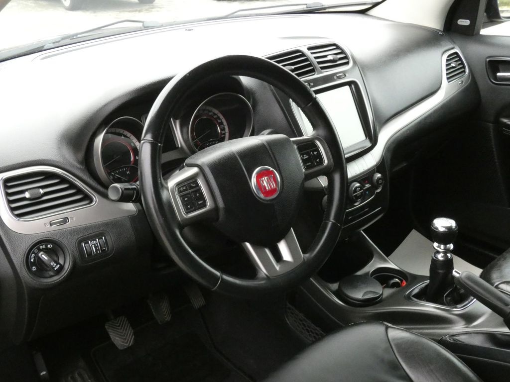 Fiat Freemont 2.0MJT, CROSS TOTÁLNÍ VÝPRODEJ - 13