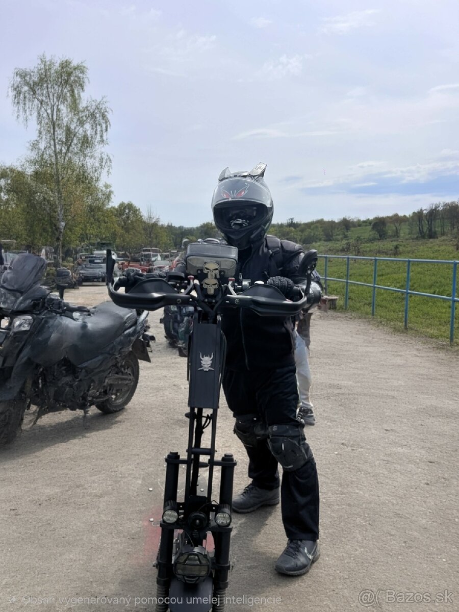 Predám túto kolobezku VreonT116 plus - 13