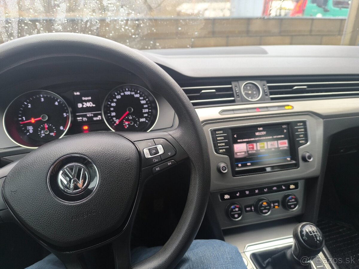 Predám Volkswagen Passat - 13