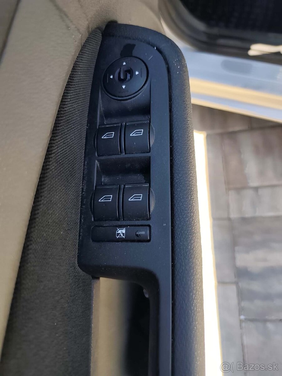 Ford Focus - 13