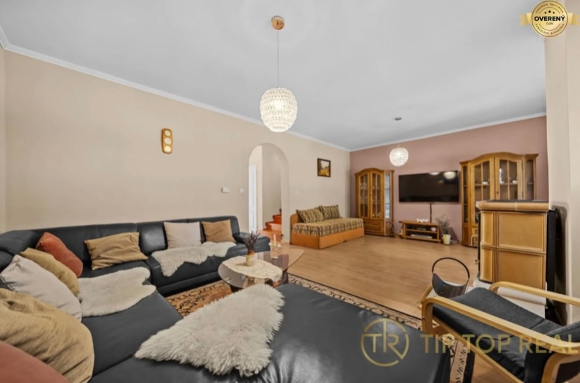🏠 𝐏𝐎𝐂𝐓𝐈𝐕Ý 𝐃𝐎𝐌 𝐒 𝐎Á𝐙𝐎𝐔 𝐏𝐎𝐊𝐎𝐉𝐀 – 𝐁ÁČ 📍 - 13
