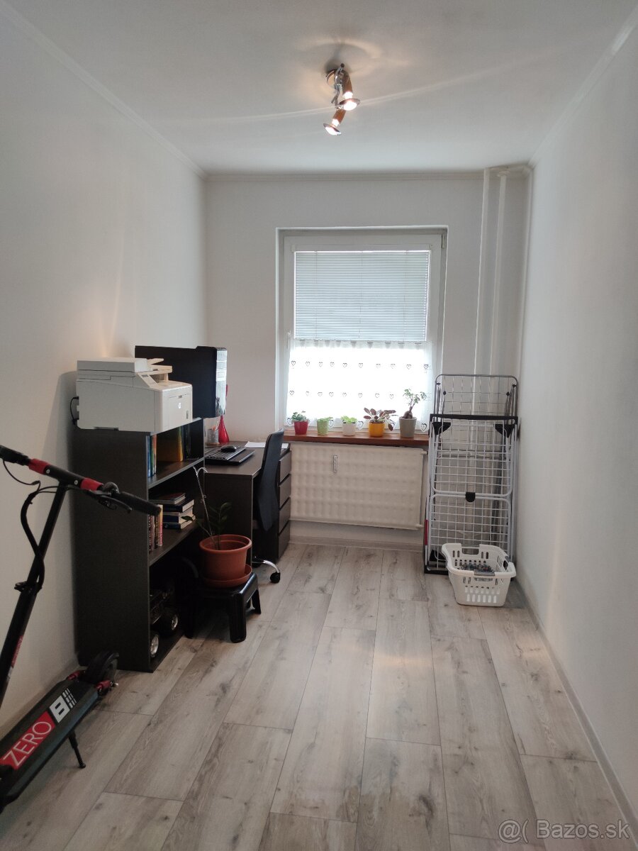 3 IZBOVÝ byt Partizánske, Horská ulica, sídlisko Šipok - 13