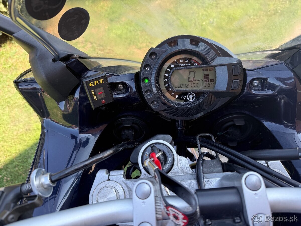 YAMAHA FZ6 FAZER - 13