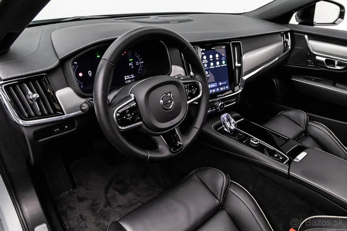 Volvo S90 Limousine T8 - 13