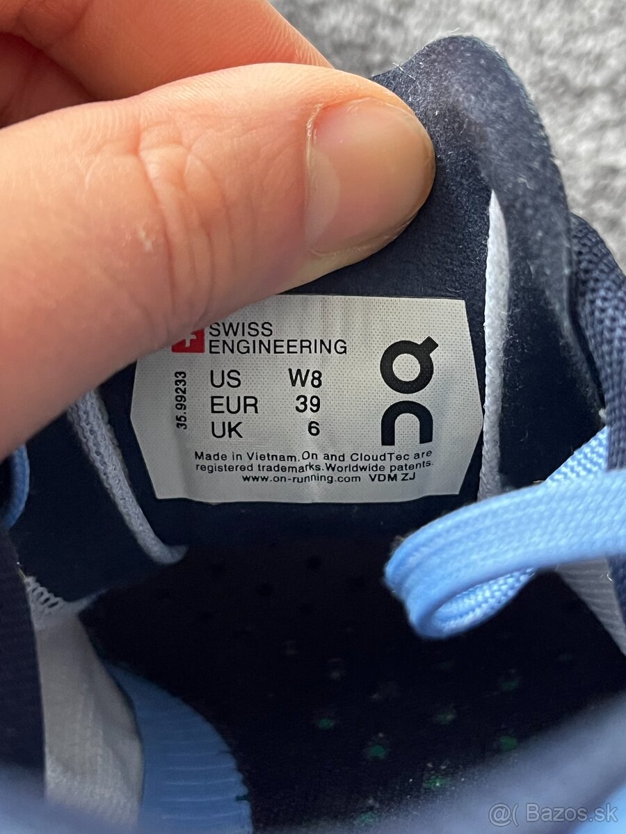 on Running model Cloudflow. Velikost 39 - 13