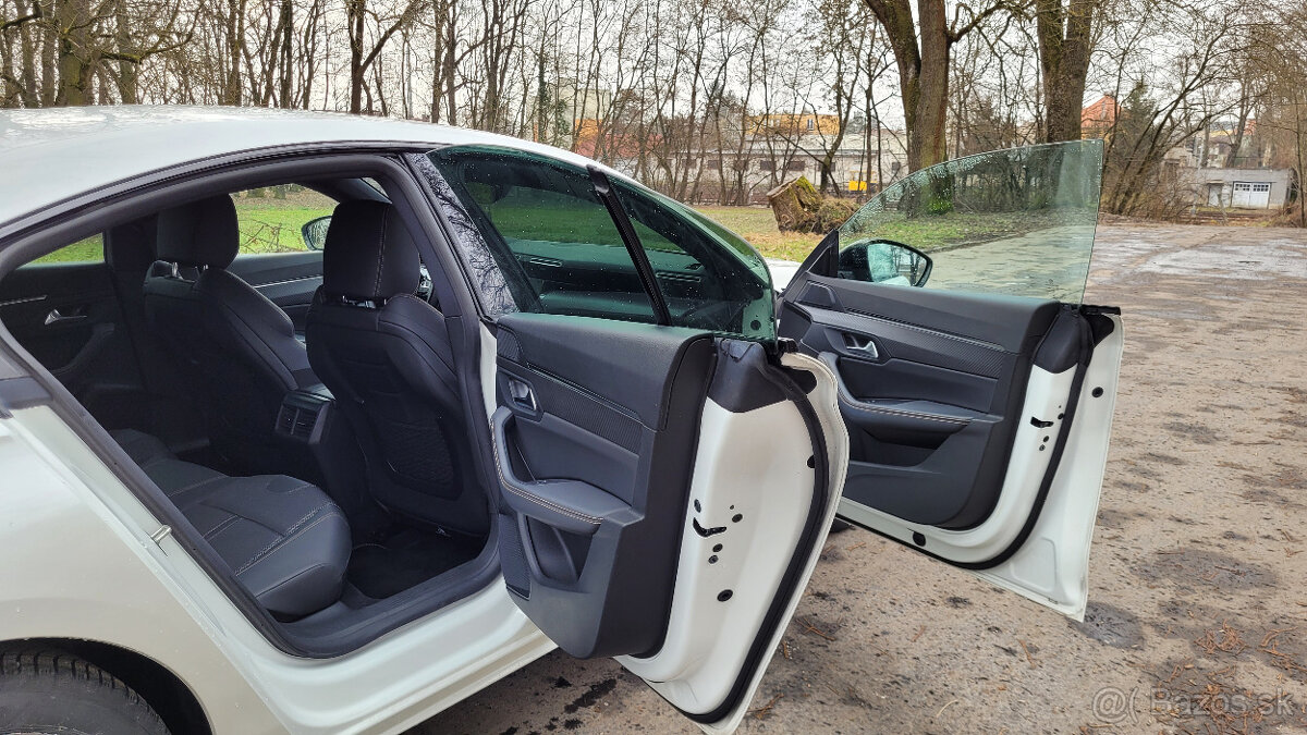 Peugeot 508 1.6 PureTech GT line EAT8 - 13