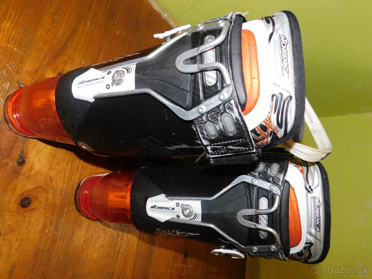 Nordica Speedmachine č-43 - 13