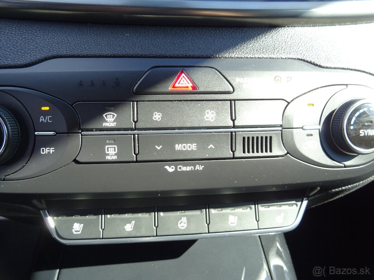 Sorento CRDi 4x4 - 13