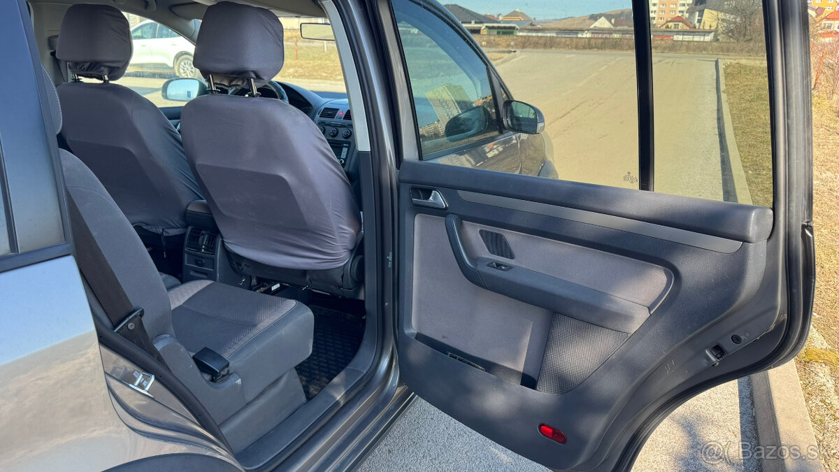 Volkswagen Touran Van 2.0 TDI Trendline - 13