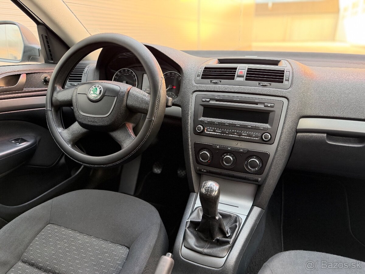 Škoda Octavia 2 Facelift 1.6TDI Nová STK - 13