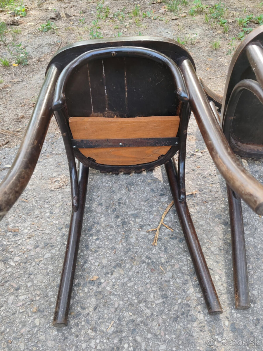 Kaviarenský stolík J. Hoffmann a 4x stolička Thonet - 13
