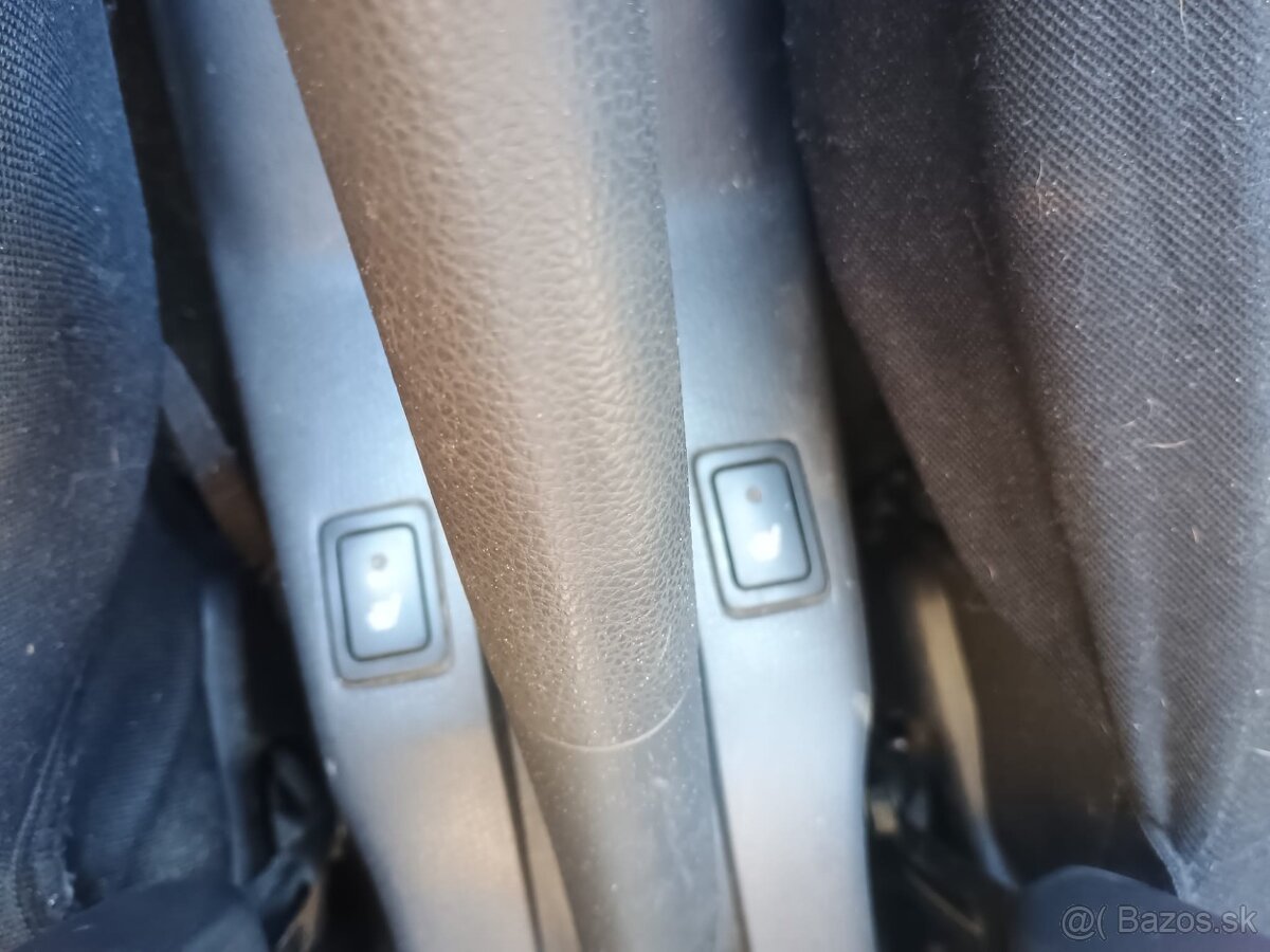 Suzuki Swift 4x4, 1,3 benzín - 13