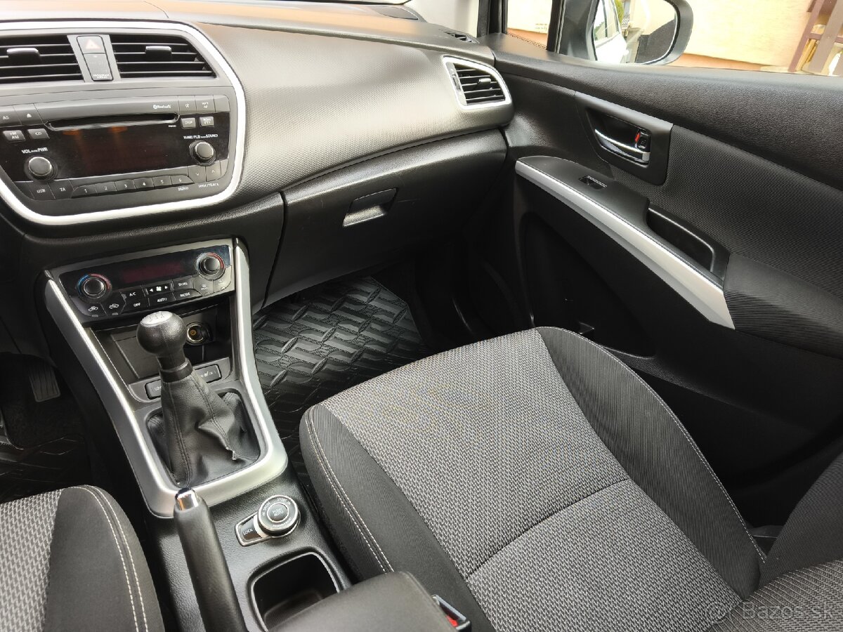 Suzuki SX4,, s cross 1,6 benzín 4x4 - 13