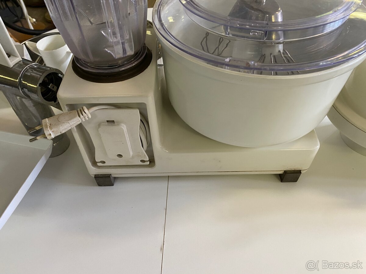 Kuchynský robot mixer bosch univerzál - 13