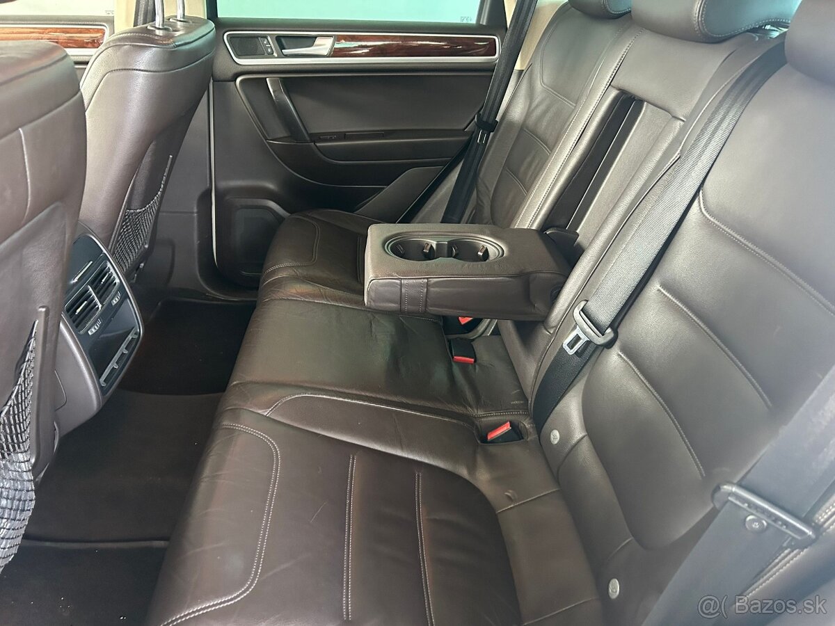 Volkswagen Touareg 3.0 TDI Elegance - 4Motion - 13
