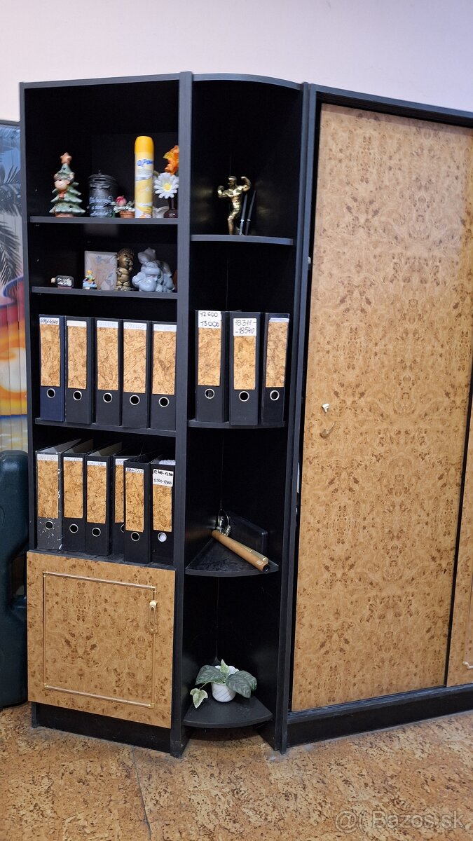 Nábytok do obchodu - 13