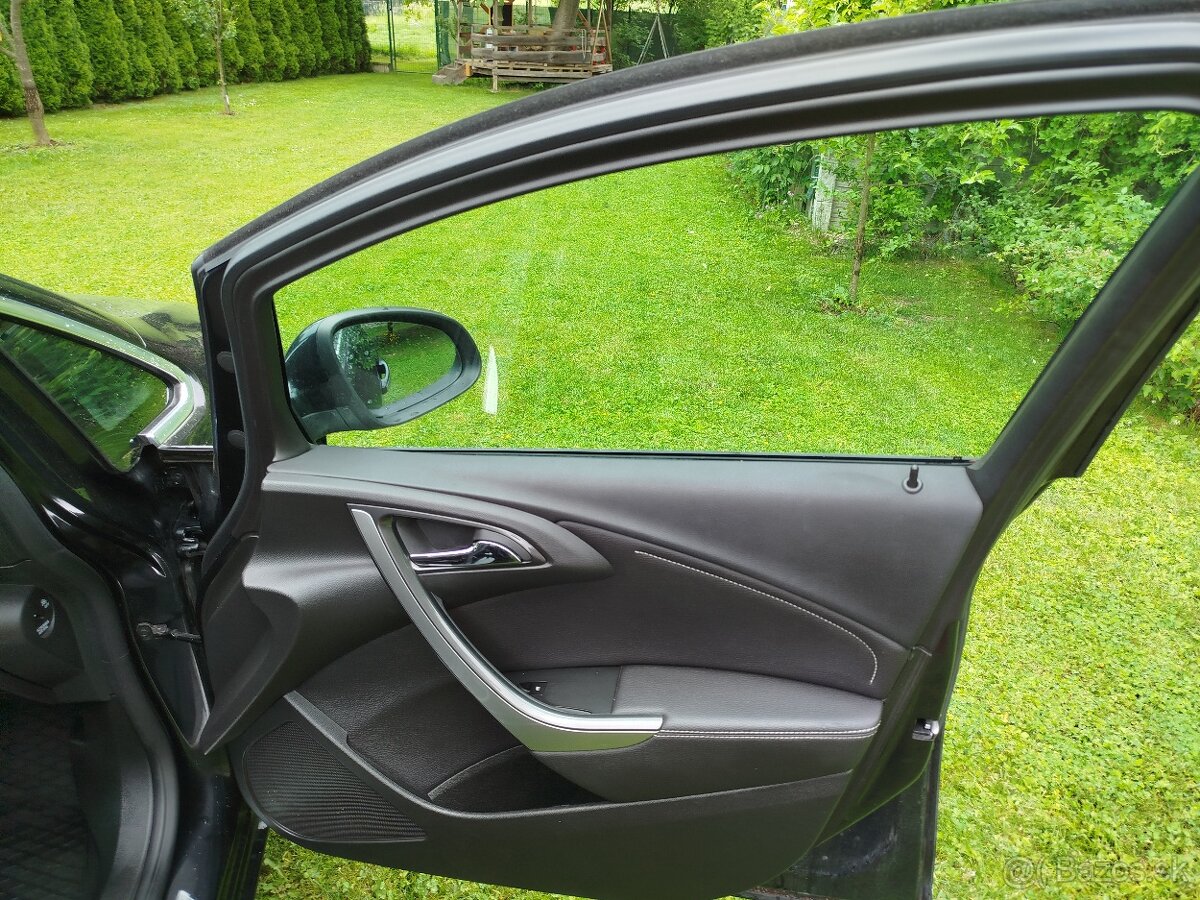 Predám Opel Astra kombi 1,7 cdti - 13