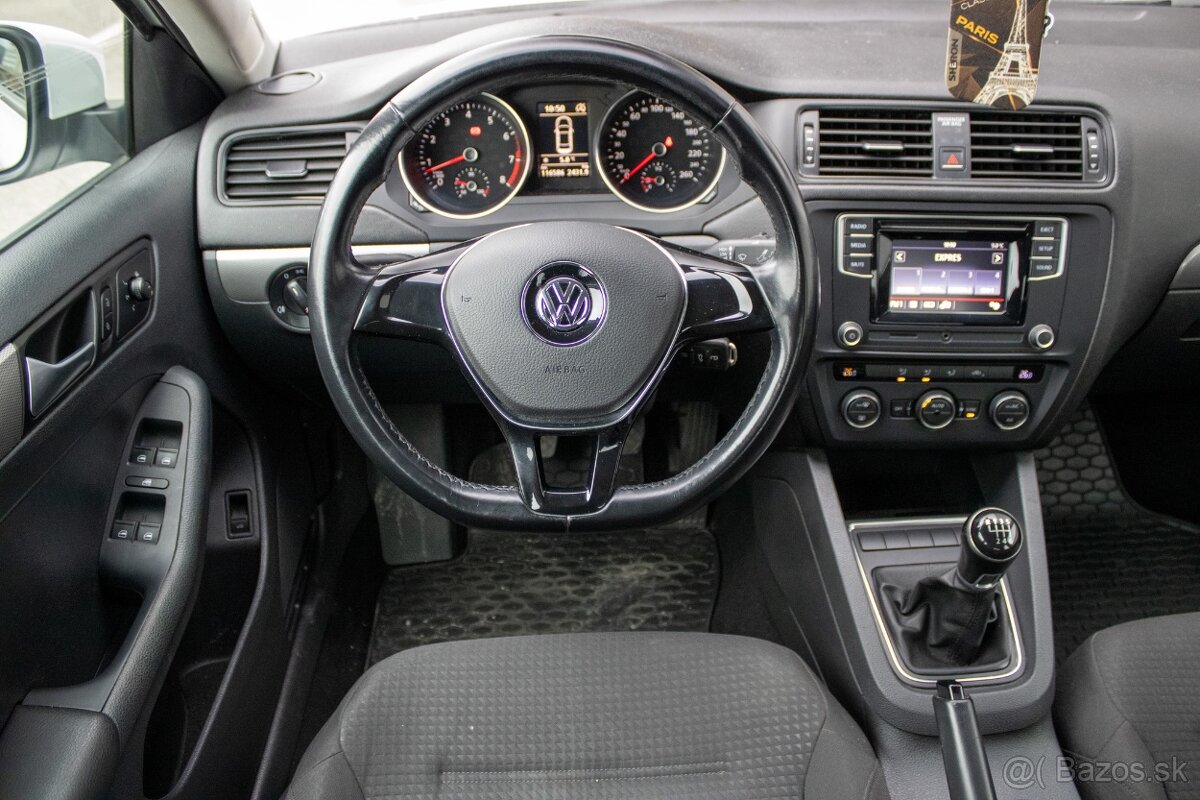 Volkswagen Jetta 1.2TSI 77kW M6 2018 - 13