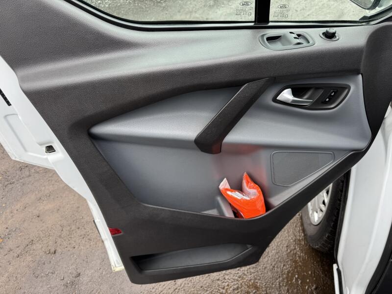 Prodám Ford Transit Custom 2.2TDCi,92kw,klima,TZ:2.5t, - 13