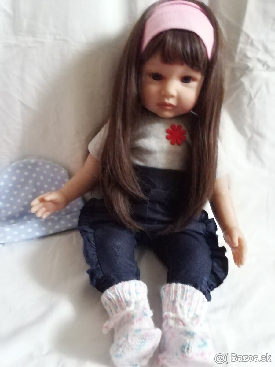 Realistická bábikav cervenej satke - 13