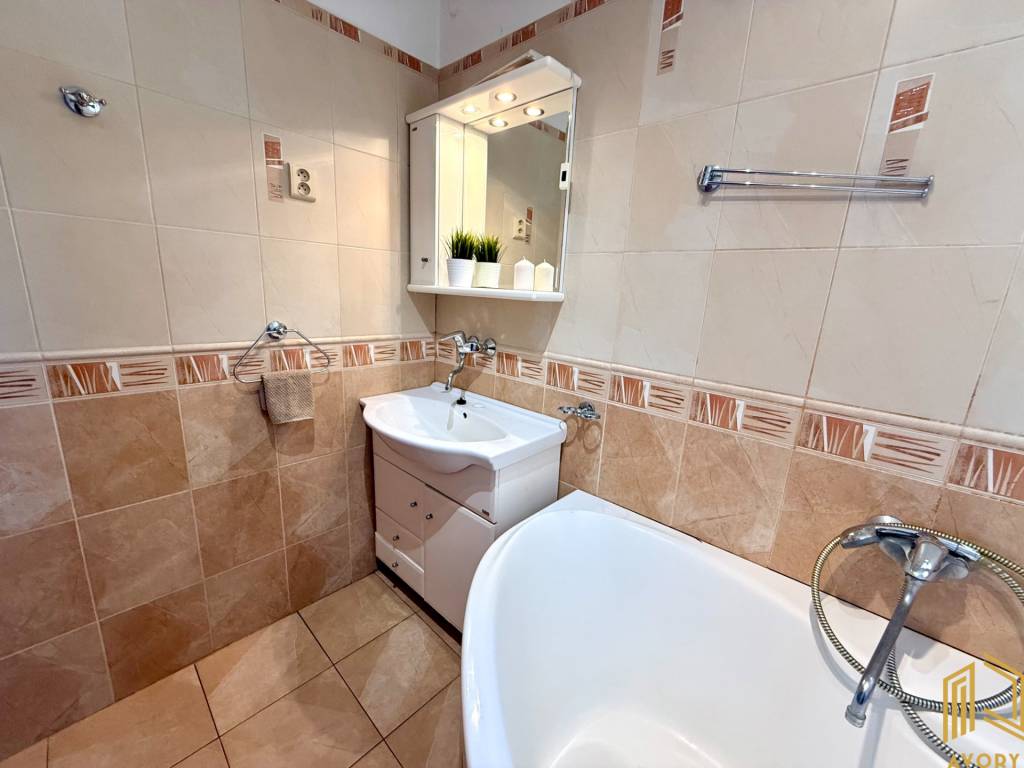 4 - IZB. ROD.DOM, POZEMOK 1120m2, VRBOVCE okr. MYJAVA - 13