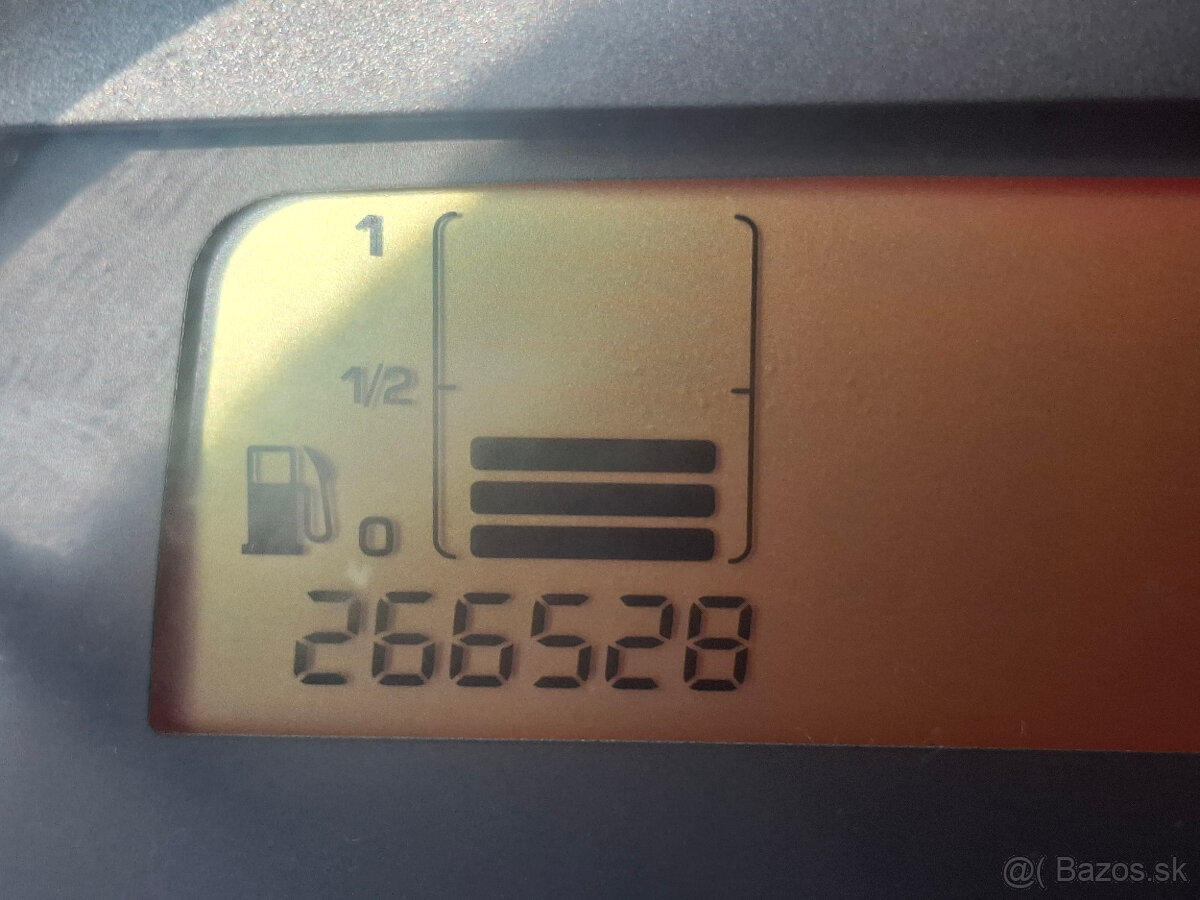 CITROEN C3 1,6 HDi r.v. 2006 - 13