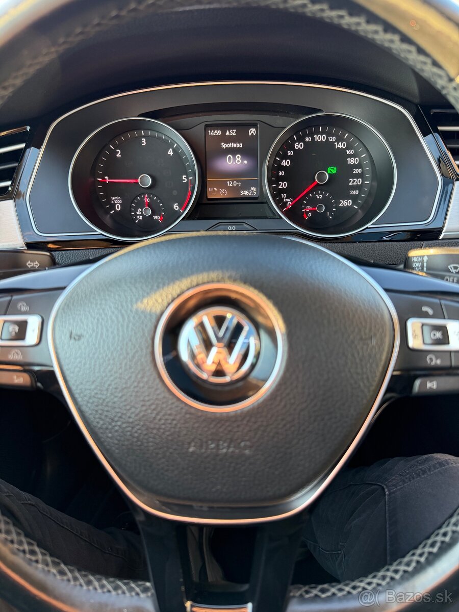 Passat B8 Variant Highline 1.6 TDI DSG - 13
