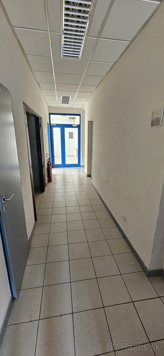 Obchodný priestor Veľký Krtíš - 13