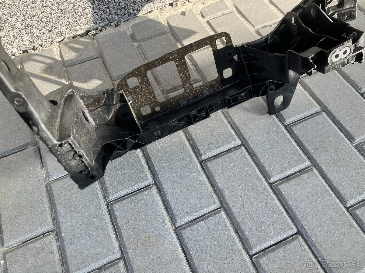 chladicova stena audi q7 4m 15- - 13