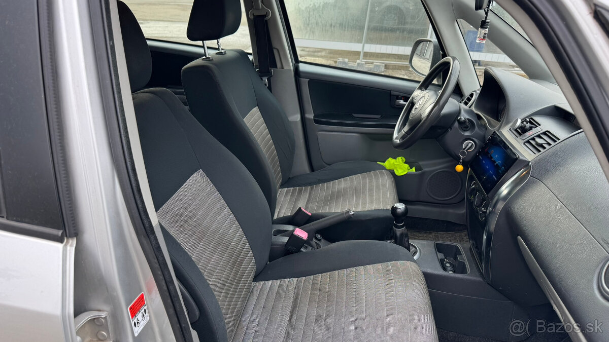Suzuki SX4 1,6i LPG 4x4 - 13