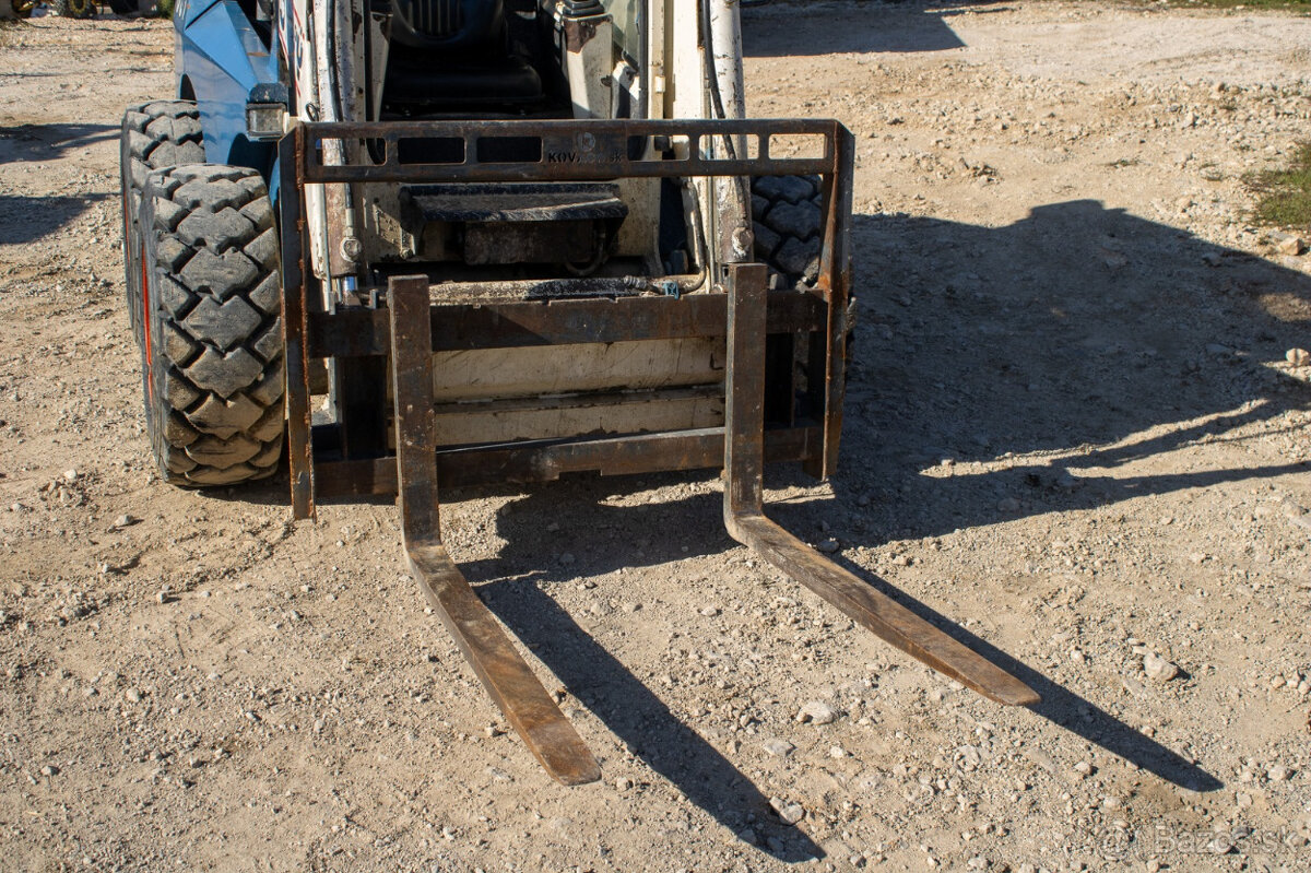 Šmykom riadený nakladač Novotny B 961+ príslušenstvo odp.DPH - 13