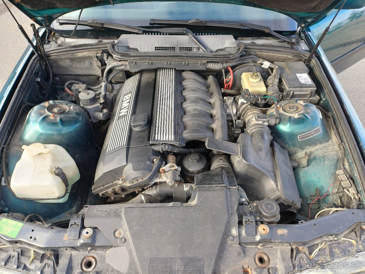 BMW 323i e36 coupé samosvor - 13