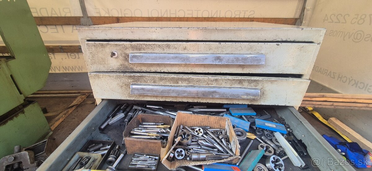 Predám sustruh sui 40 plus príslušenstvo - 13