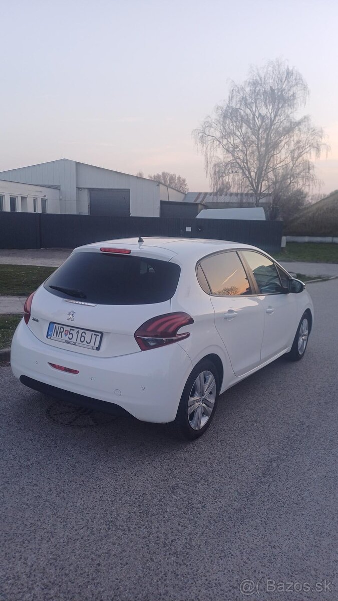 Peugeot 208 6/2018 Nová TK+EK do 2/2028 - 13