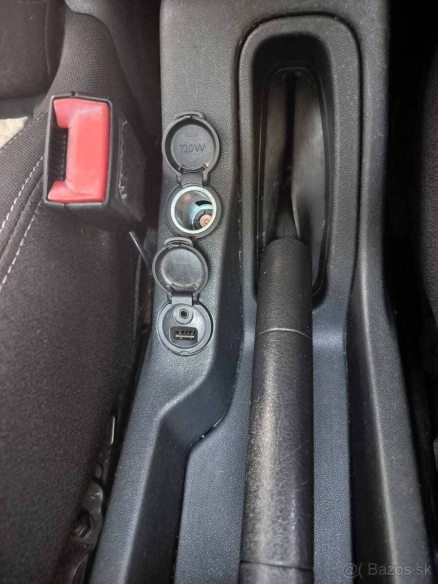 Citroen DS3 2010 1.4 vti - 13