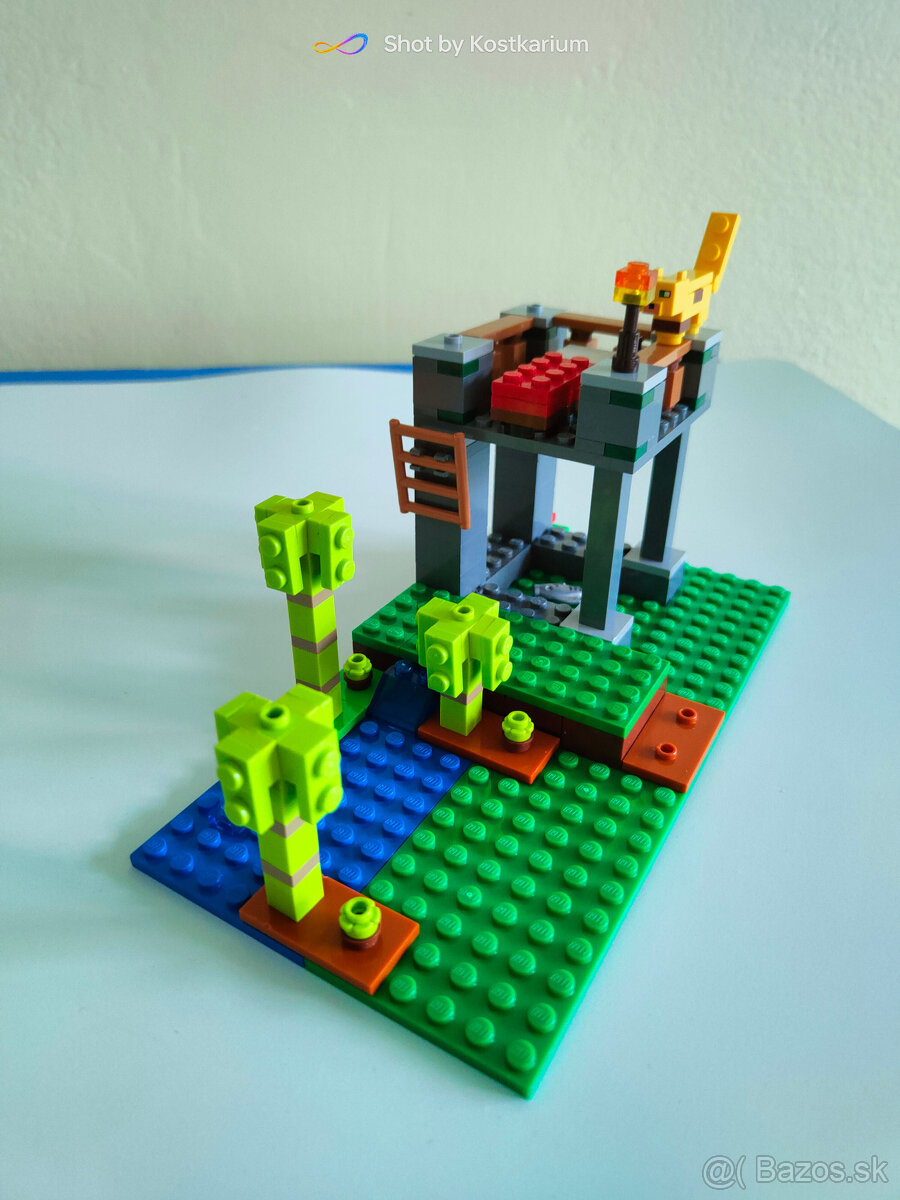 Lego Minecraft set 21158 - 13