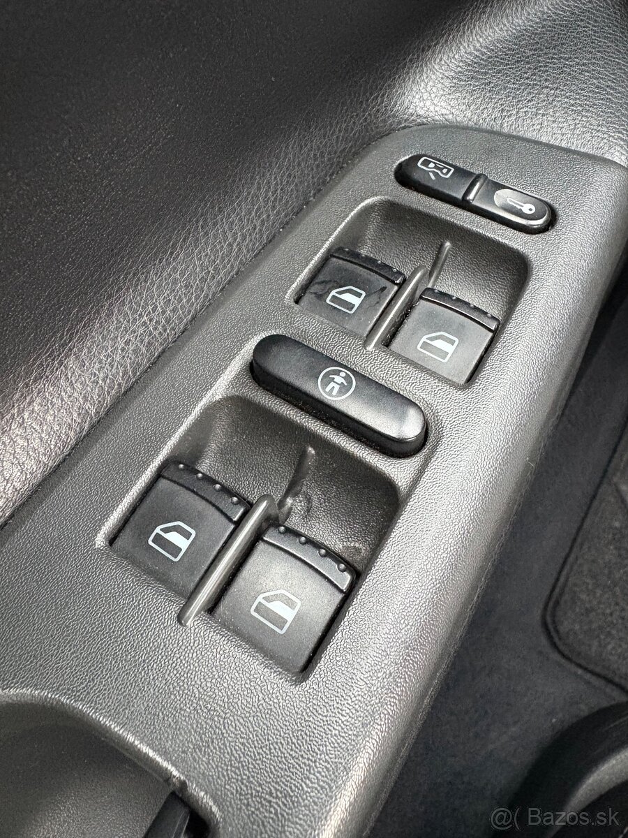 Škoda octavia 1.9tdi 74kw 4x4 - 13