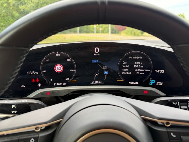 Porsche Taycan Performance Batery Plus 93,4KWh / odpočet DPH - 13