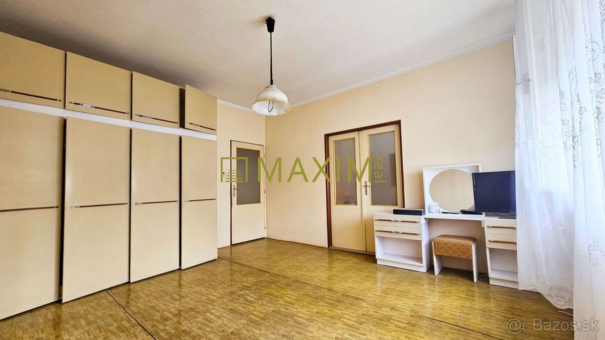 Ponúkame na predaj Rodinný dom v Čuňove na ulici Dlhá - 13