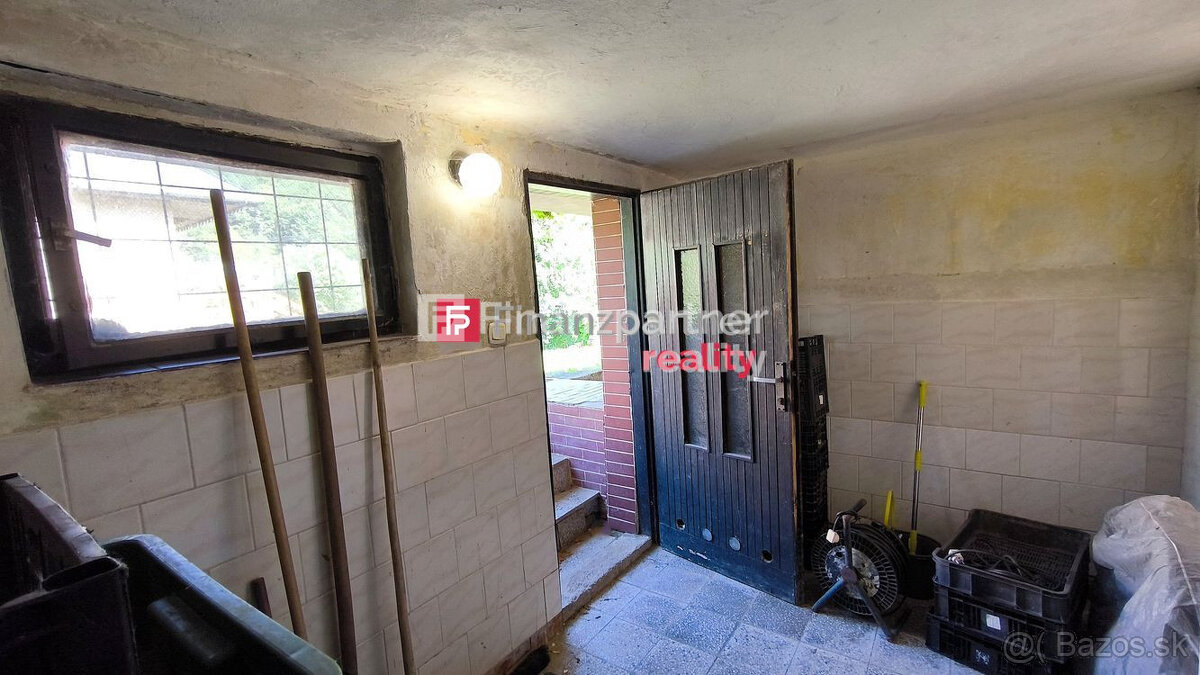 Záhradná chatka so super pozemkom na Panoráme - 13